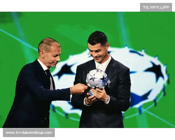 德甲冠军回顾与C罗欧冠之王的辉煌历程解读